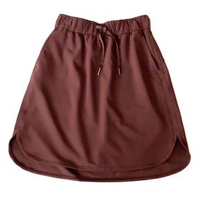 🍋 lululemon skirt - size 4